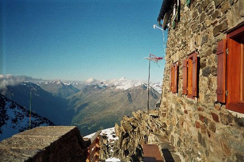 Von Hochstubai auf Wildspitze.jpg